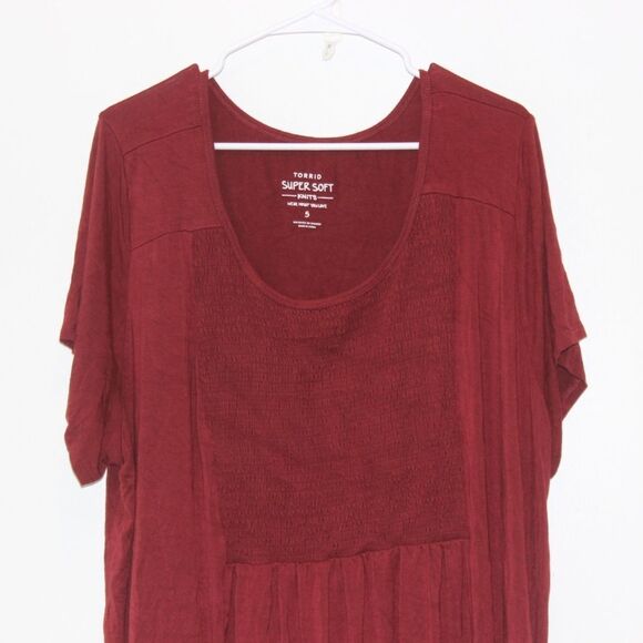 Torrid Super Soft Scoop Neck Smocked Front Panel Top women size 5x - Picture 4 of 9